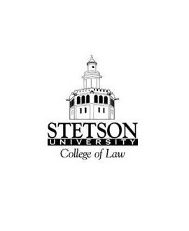 Grado en derecho (U. Granada) + «Juris Doctor» (Stetson University College of Law de Florida)